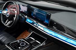 بي ام دبليو الفئة 7